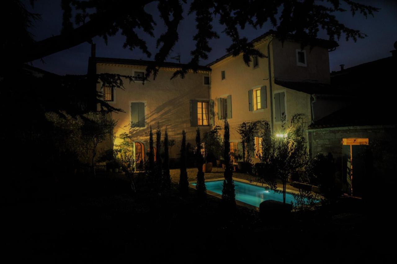 Bed and Breakfast L'Ancien Presbytère à Sagriès Extérieur photo